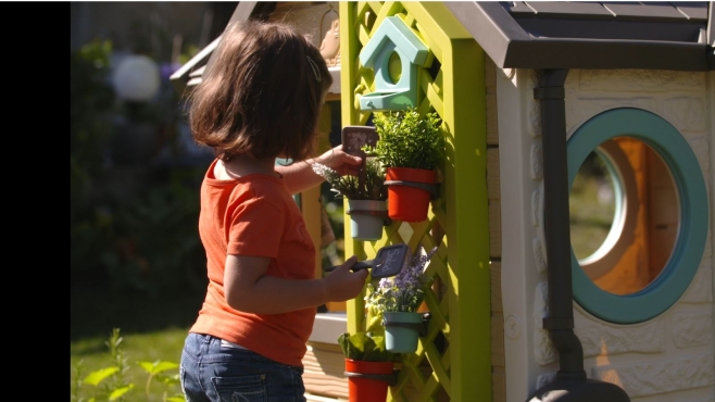 810405 Smoby Spielhaus Gartenhaus - Spielen, verstecken, gärtnern!
